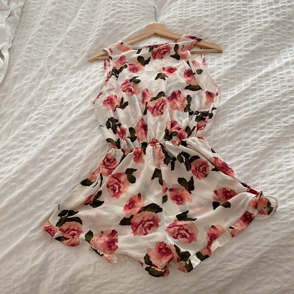 Audrey 3 + 1 Rose Romper - Picture 2 of 3